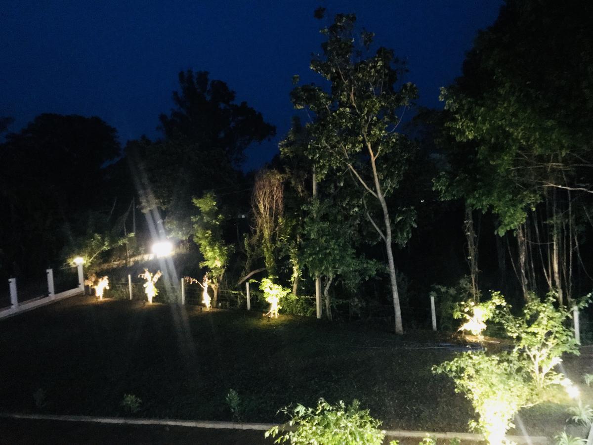 Nil Arana Resort Полоннарува Экстерьер фото